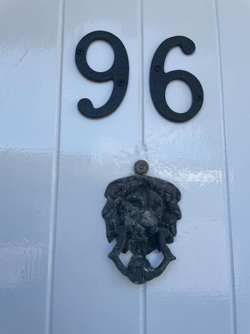 No 96 Chapel Lane - Self Contained Cottage In The Heart Of Butleigh المظهر الخارجي الصورة